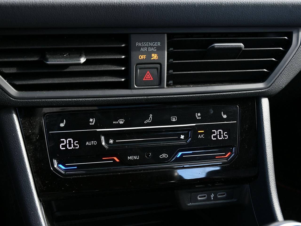 2025 Volkswagen Jetta GLI  Photo