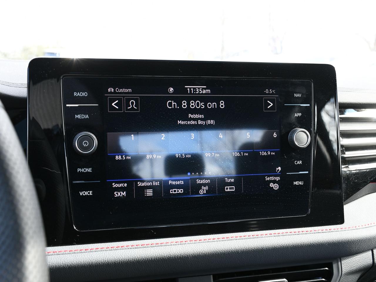 2025 Volkswagen Jetta GLI  Photo