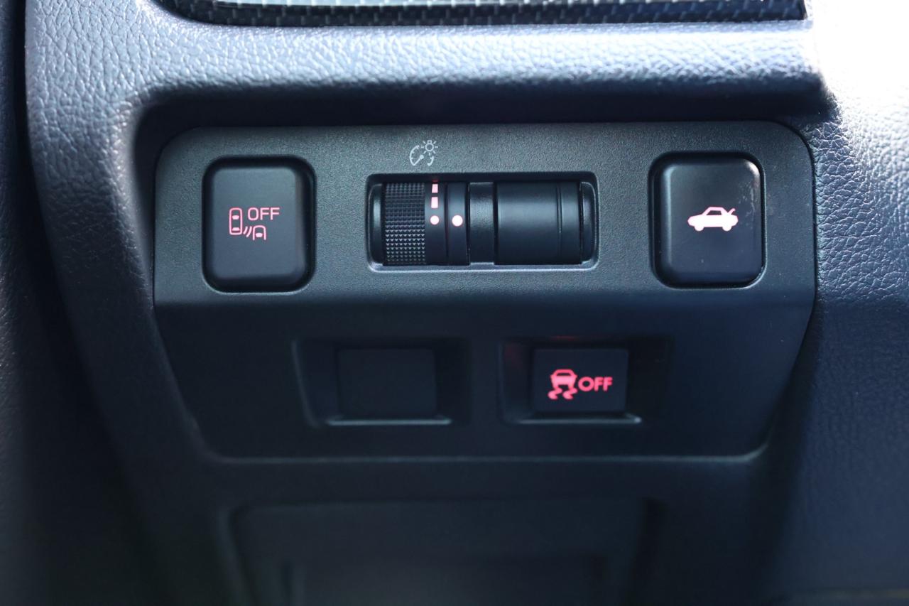 2019 Subaru WRX SPORT-TECH-AWD-6S MAN/NAV/LEATHER/SUNROOF/CARPLAY/ Photo