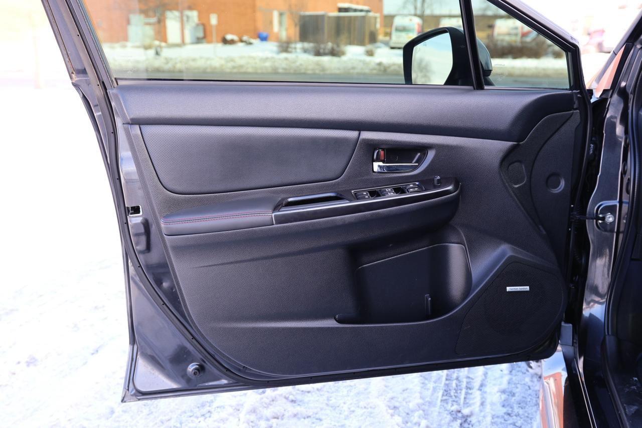 2019 Subaru WRX SPORT-TECH-AWD-6S MAN/NAV/LEATHER/SUNROOF/CARPLAY/ Photo