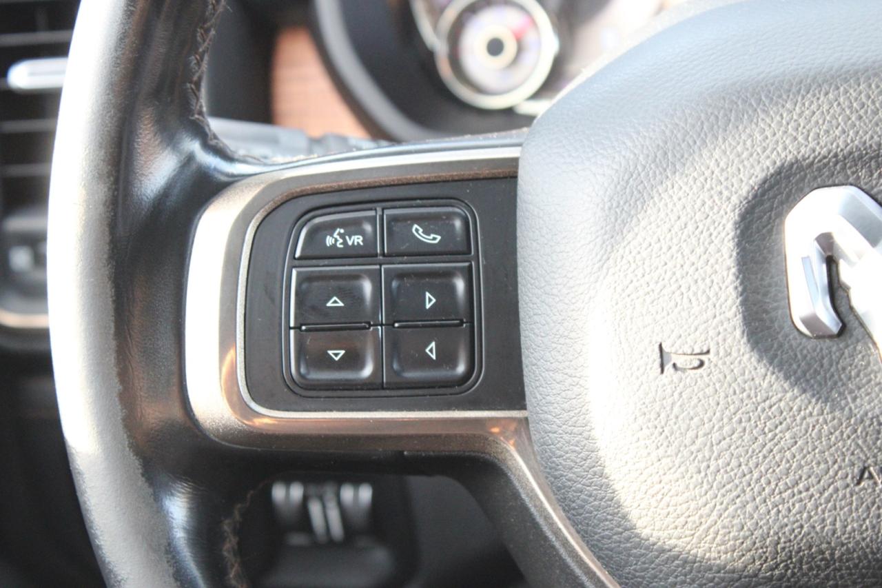 2022 RAM 3500 Longhorn Crew Cab 4WD DRW DUALLY ACCIDENT FREE SAF Photo