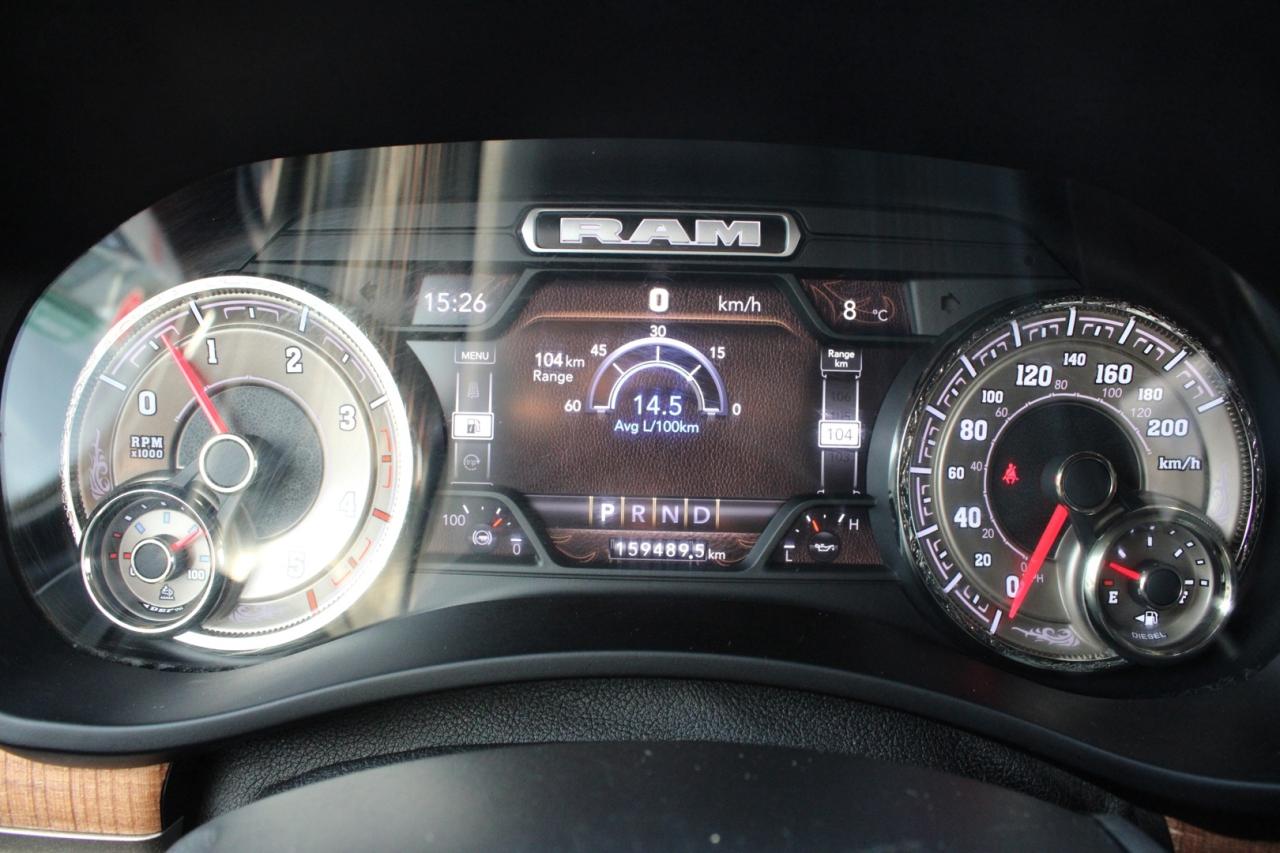 2022 RAM 3500 Longhorn Crew Cab 4WD DRW DUALLY ACCIDENT FREE SAF Photo