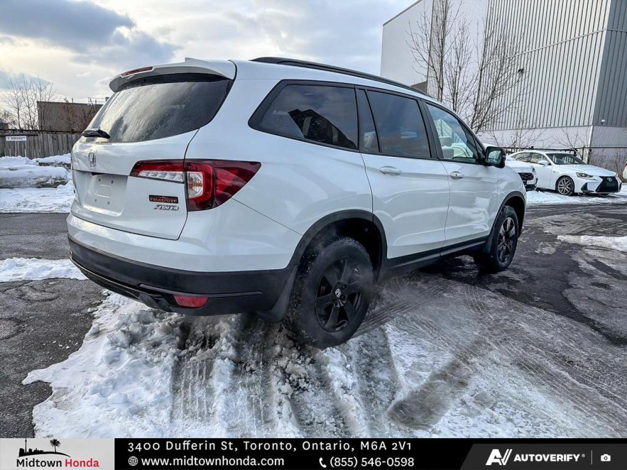 2022 Honda Pilot ONE OWNER-REAR ENT SYSTEM-3RD ROW SEATS Photo