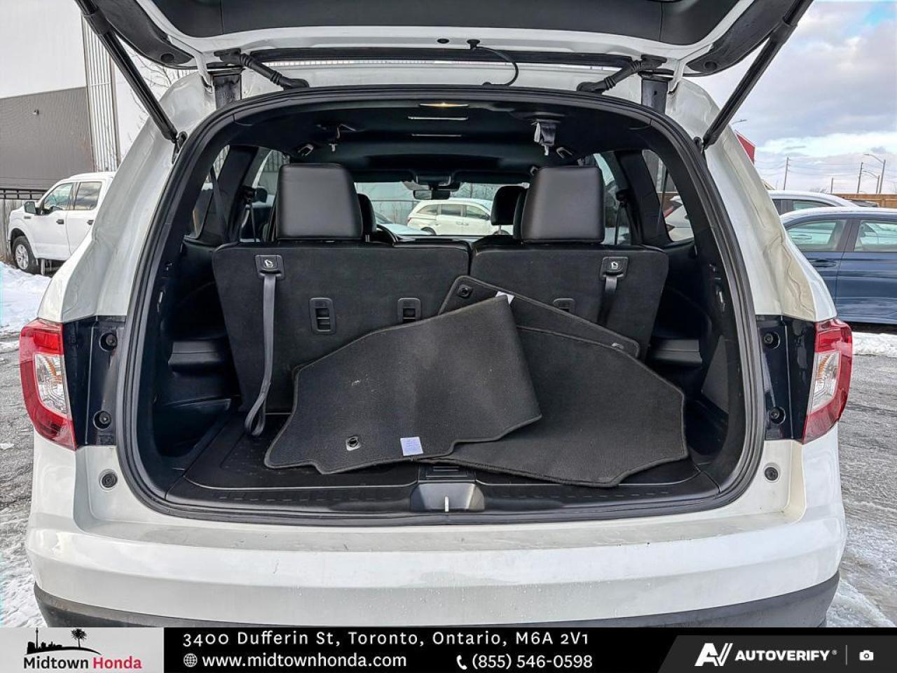 2022 Honda Pilot ONE OWNER-REAR ENT SYSTEM-3RD ROW SEATS Photo