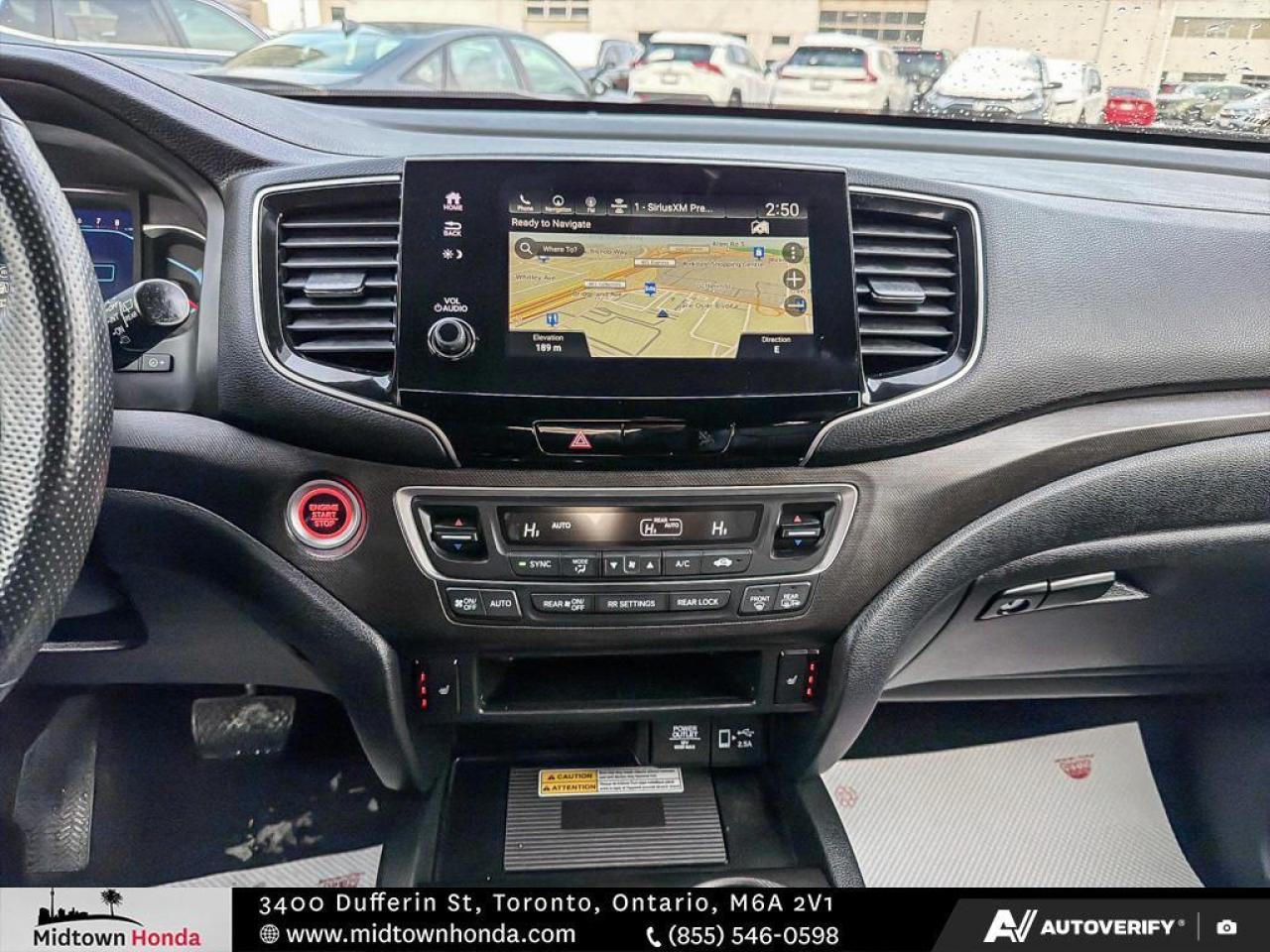 2022 Honda Pilot ONE OWNER-REAR ENT SYSTEM-3RD ROW SEATS Photo
