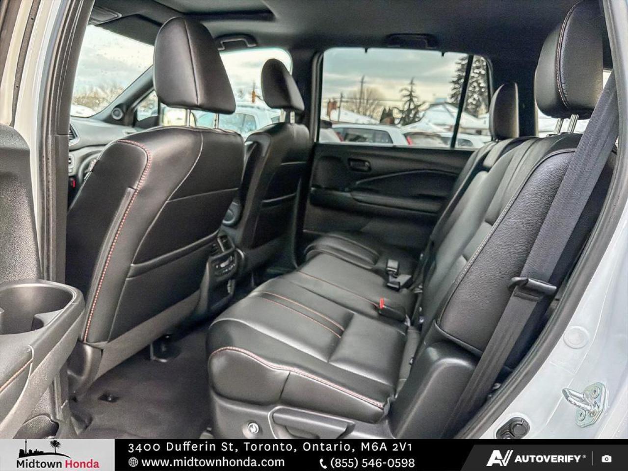 2022 Honda Pilot ONE OWNER-REAR ENT SYSTEM-3RD ROW SEATS Photo