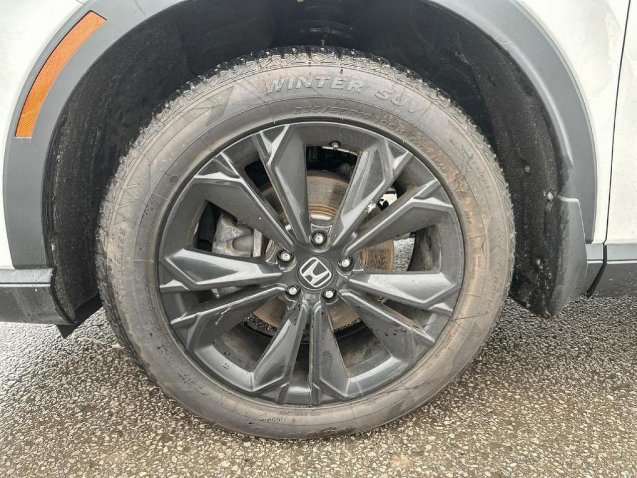 2024 Honda CR-V Hybrid Touring Photo