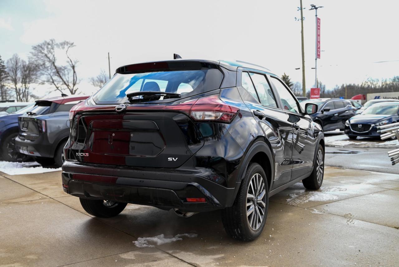 2024 Nissan Kicks SV FWD/ Nissan Company Vehicle Photo