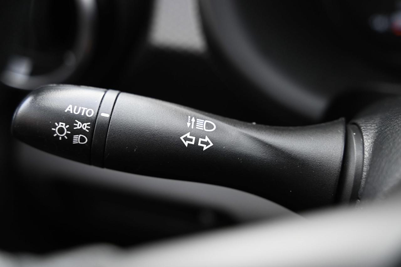 2024 Nissan Kicks SV FWD/ Nissan Company Vehicle Photo