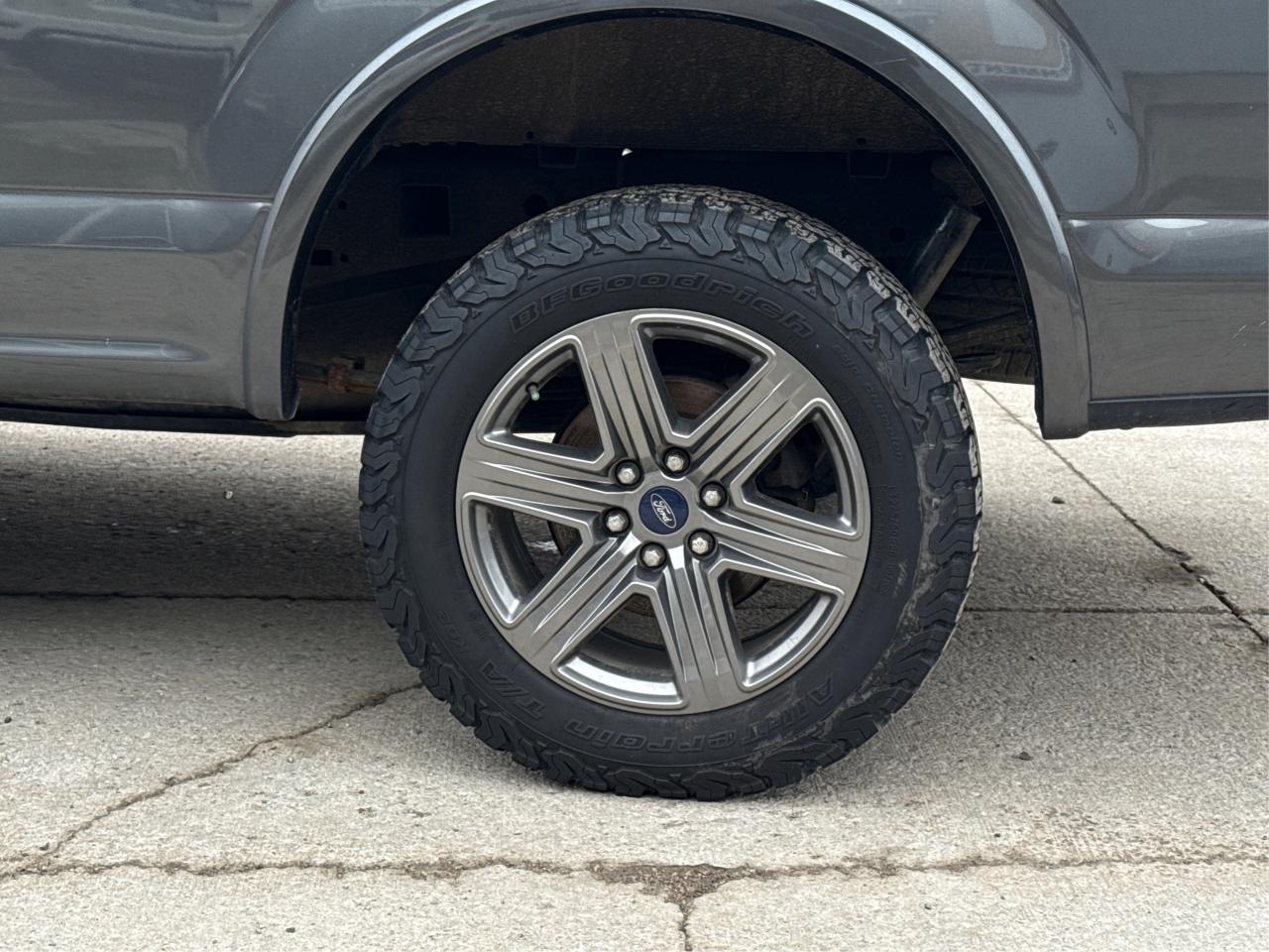 2018 Ford F-150 XL 4WD SuperCrew 5.5' Bx WE FINANCE ALL CREDIT Photo