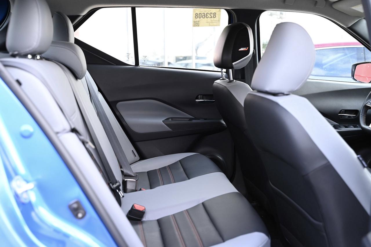 2024 Nissan Kicks SR PKG/ Leather/ ONLY 5000 KILO WOW! Photo