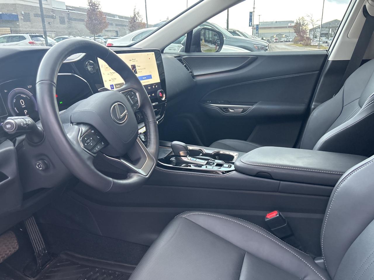 2025 Lexus NX NX 350h AWD Photo