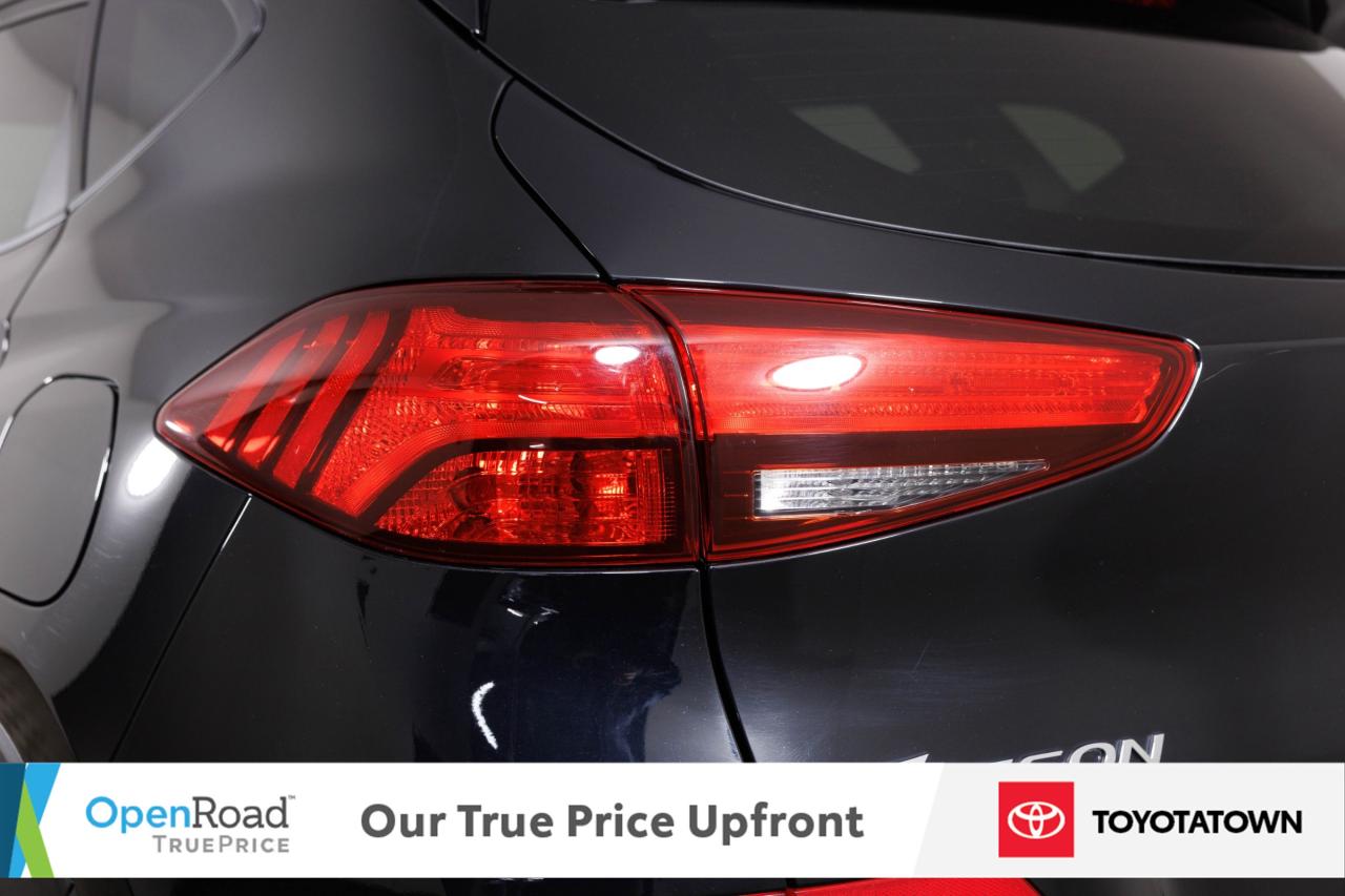 2021 Hyundai Tucson PREFERRED WITH TREND PACKAGE! LOW MILEAGE! ELIGIBL Photo