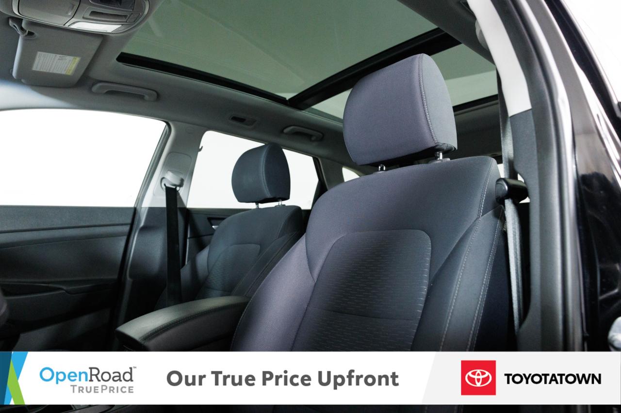 2021 Hyundai Tucson PREFERRED WITH TREND PACKAGE! LOW MILEAGE! ELIGIBL Photo