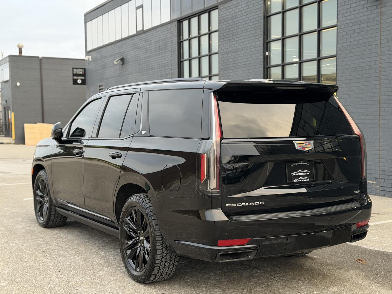 2024 Cadillac Escalade 4WD 4dr Sport Platinum Photo