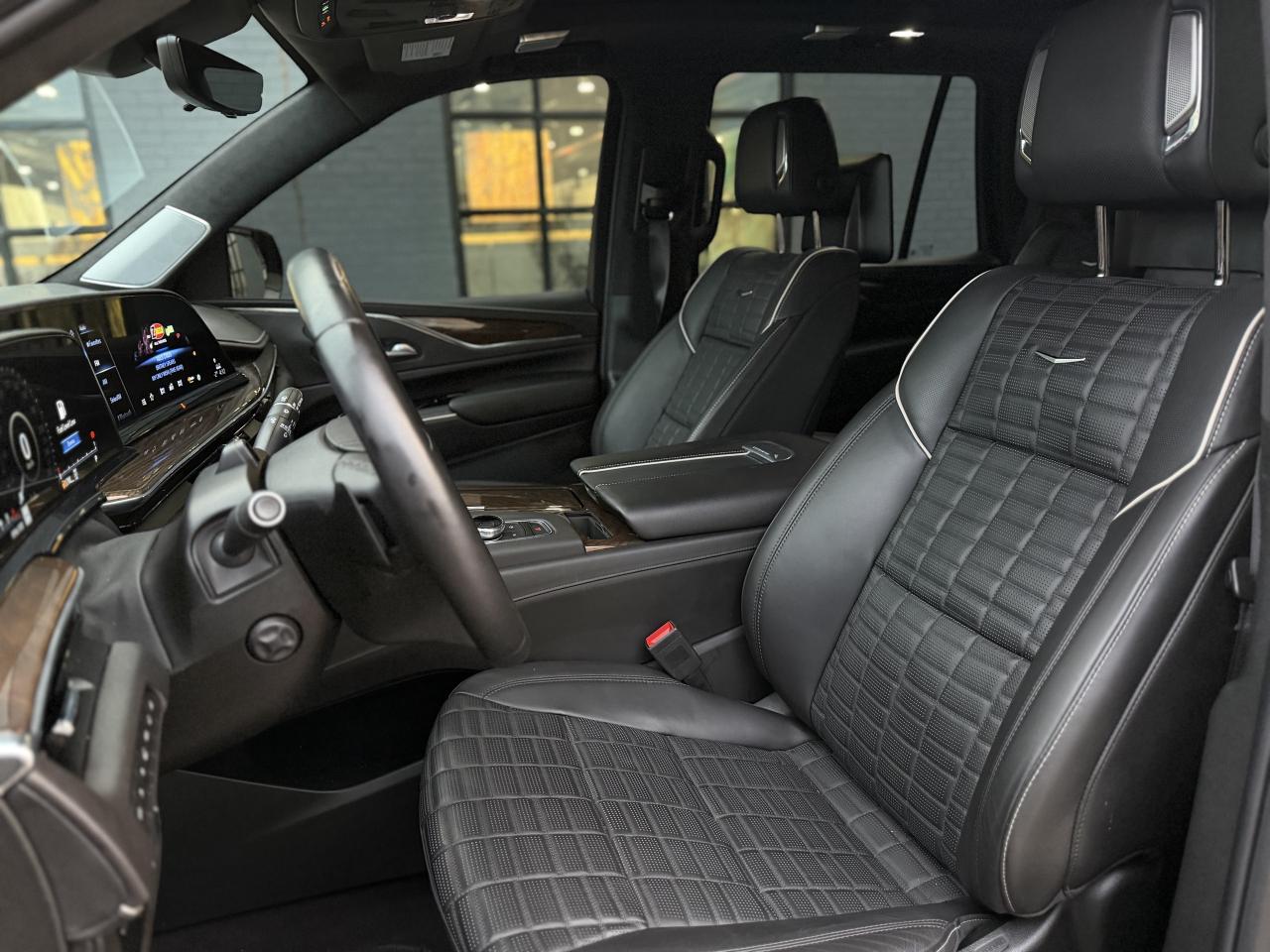 2024 Cadillac Escalade 4WD 4dr Sport Platinum Photo