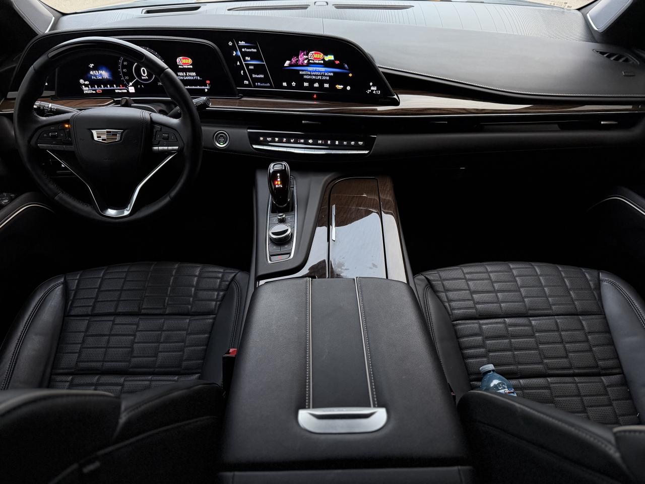 2024 Cadillac Escalade 4WD 4dr Sport Platinum Photo