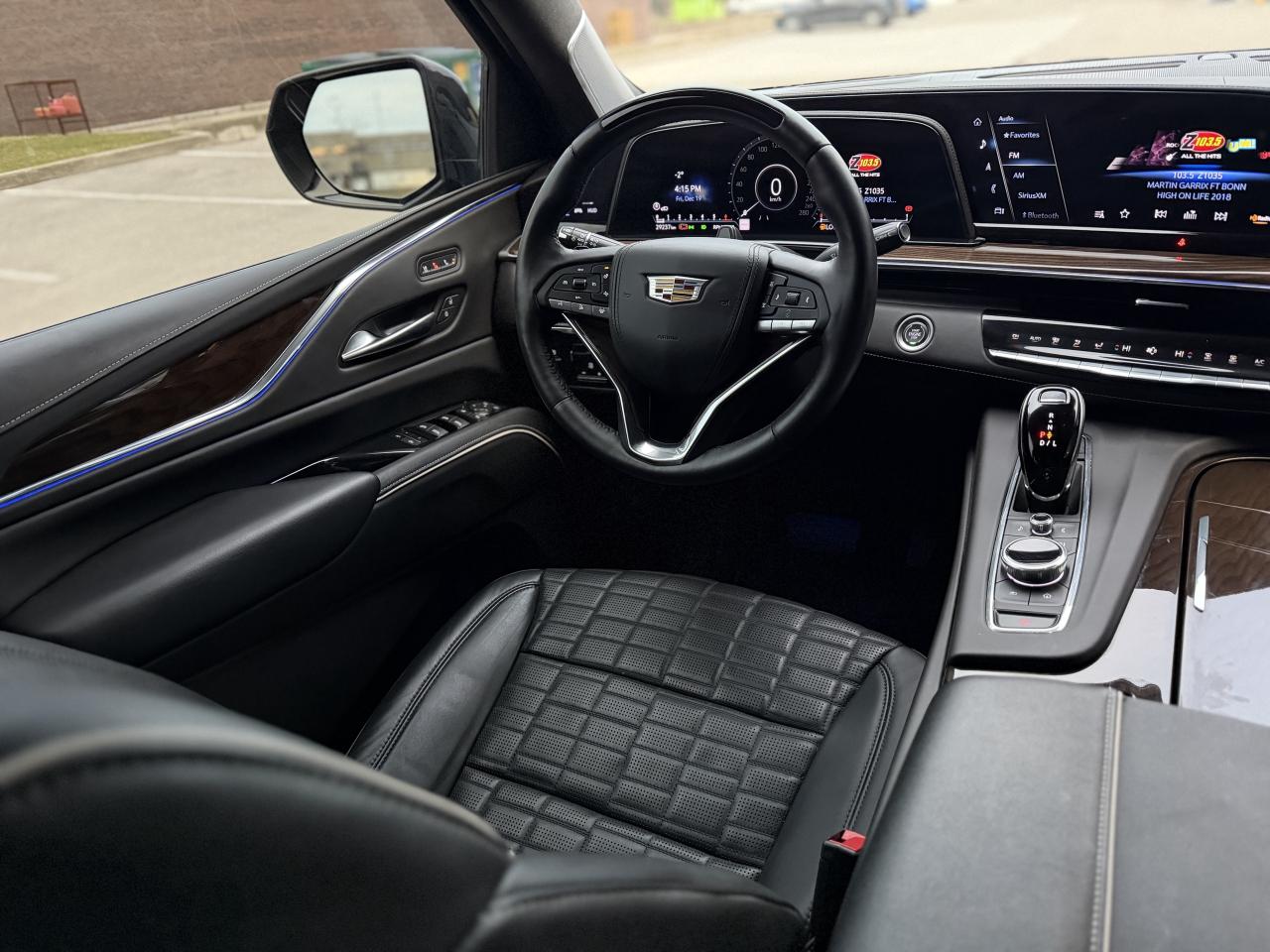 2024 Cadillac Escalade 4WD 4dr Sport Platinum Photo