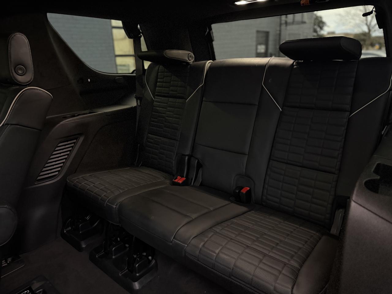 2024 Cadillac Escalade 4WD 4dr Sport Platinum Photo