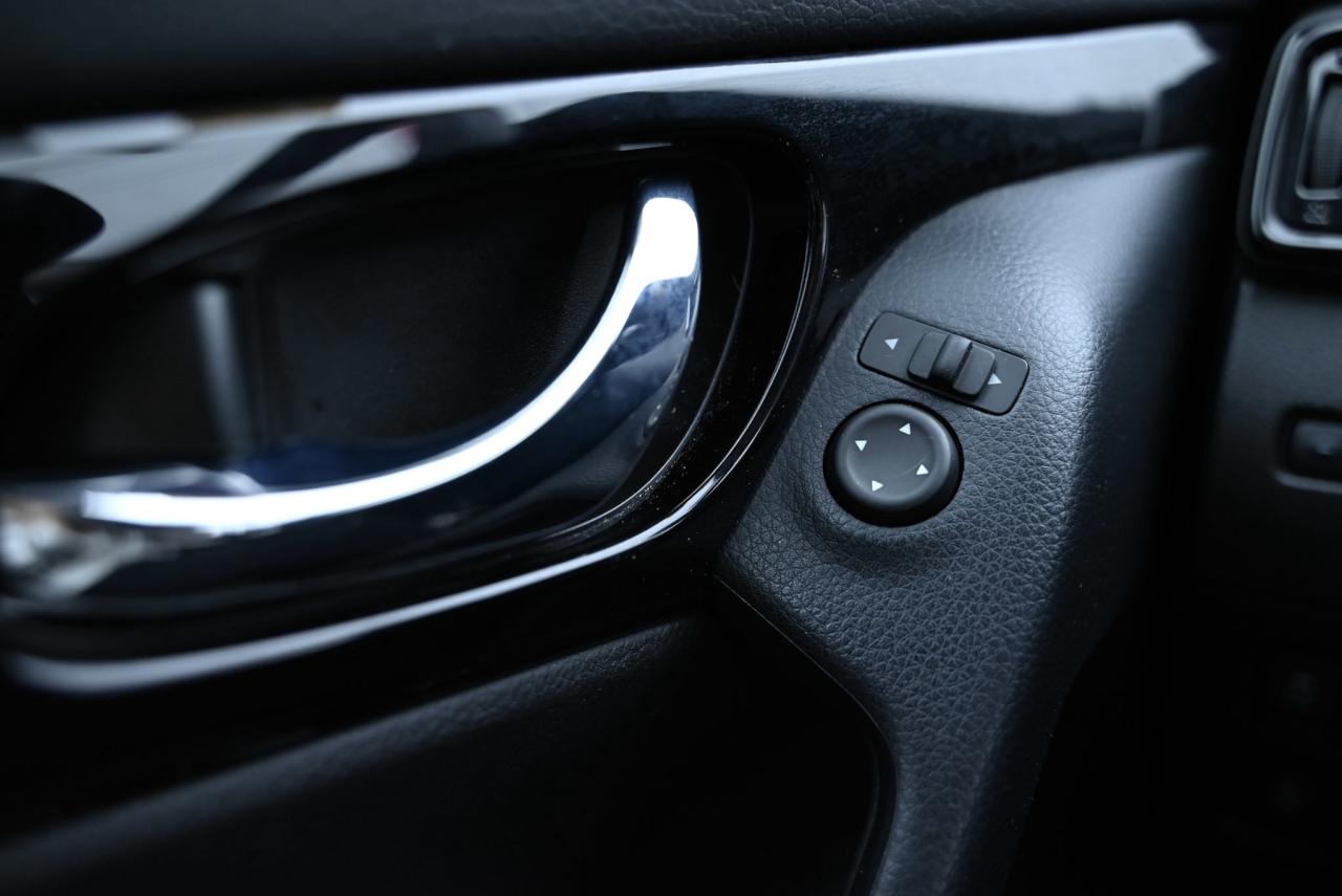 2023 Nissan Qashqai SV/ AWD/ ONLY 7900 kILO/ WOW/1-OWNER Photo