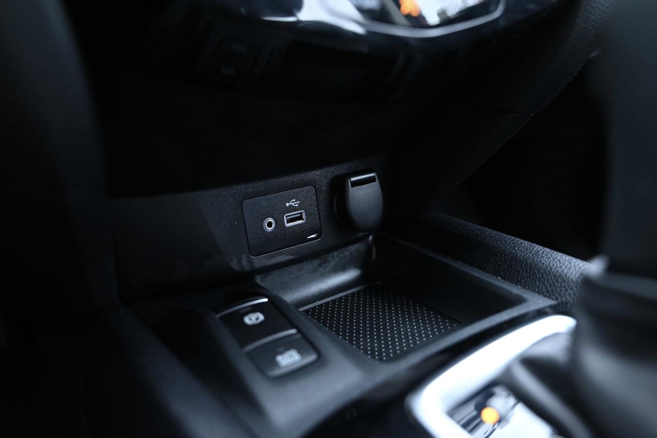 2023 Nissan Qashqai SV/ AWD/ ONLY 7900 kILO/ WOW/1-OWNER Photo