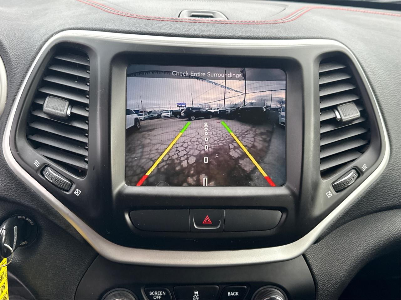 2016 Jeep Cherokee LEATHER PANO ROOF HEATED SEATS REAR CAM LOADED! Photo