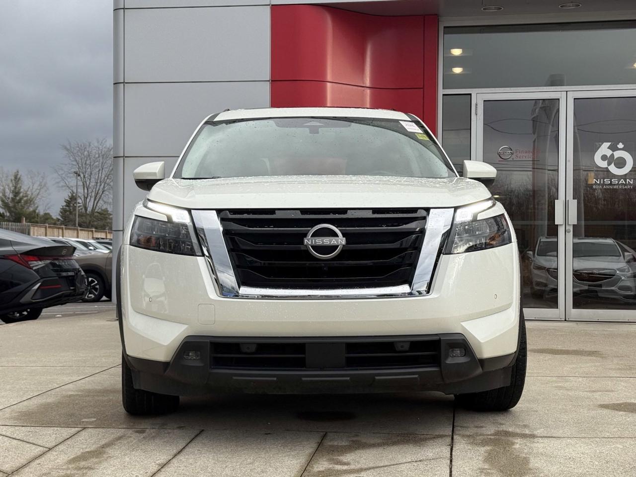 2024 Nissan Pathfinder SV PKG/ AWD/ Rare SUV/ ONLY 24,000 kilo Photo