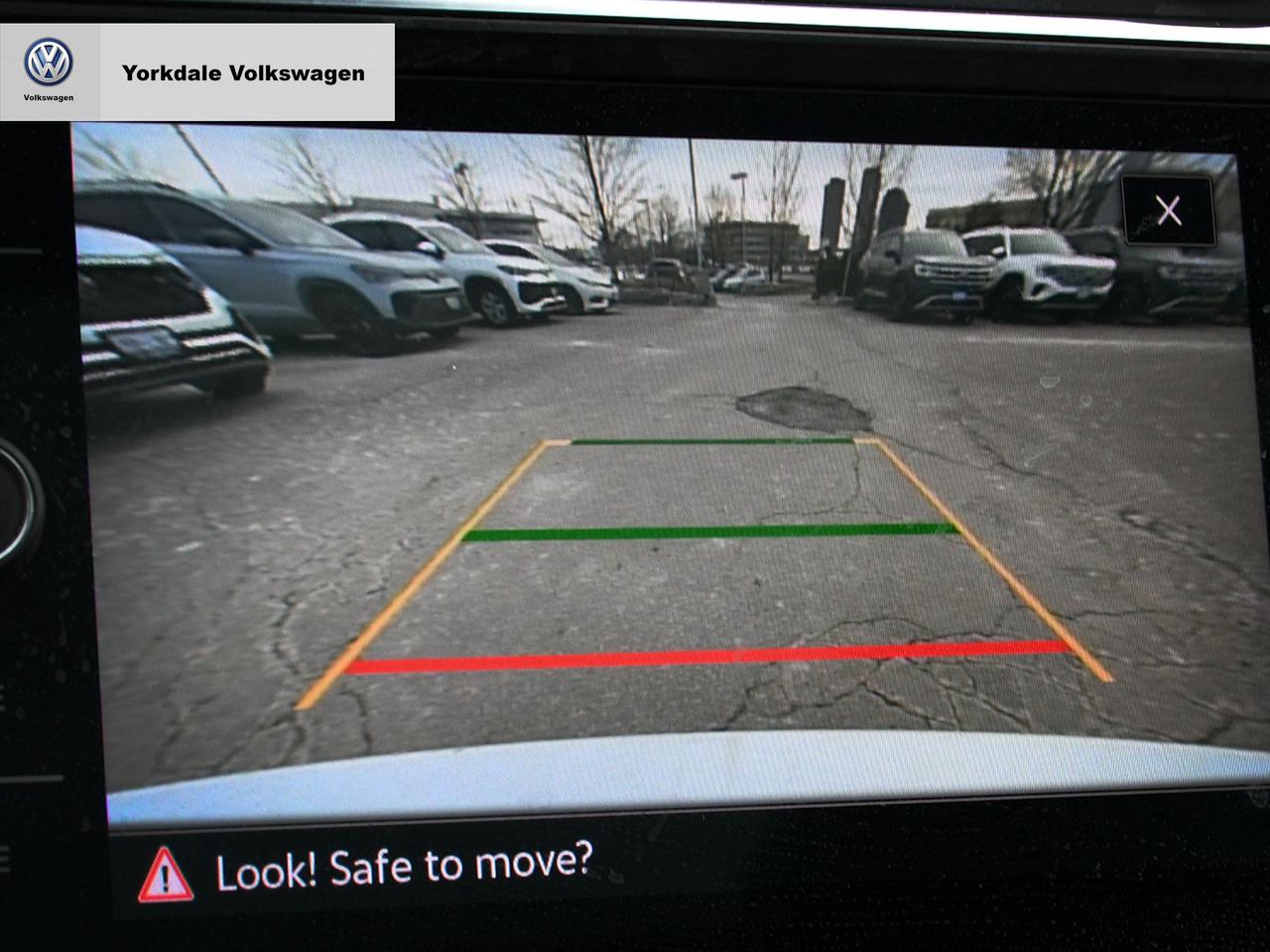 2023 Volkswagen Tiguan 4Motion Photo