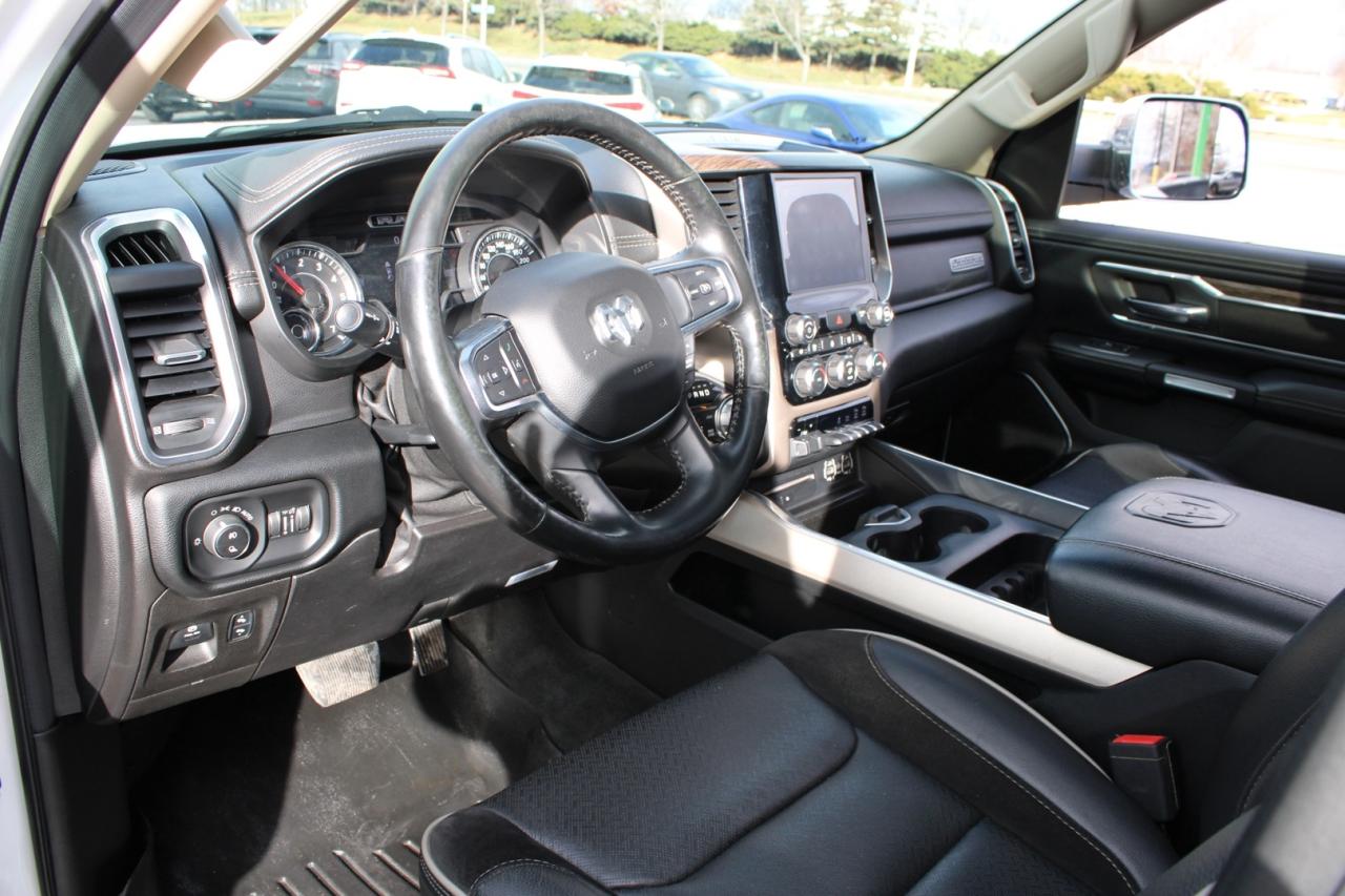 2019 RAM 1500 Laramie Crew Cab 4WD   No Accident   Safety Certif Photo