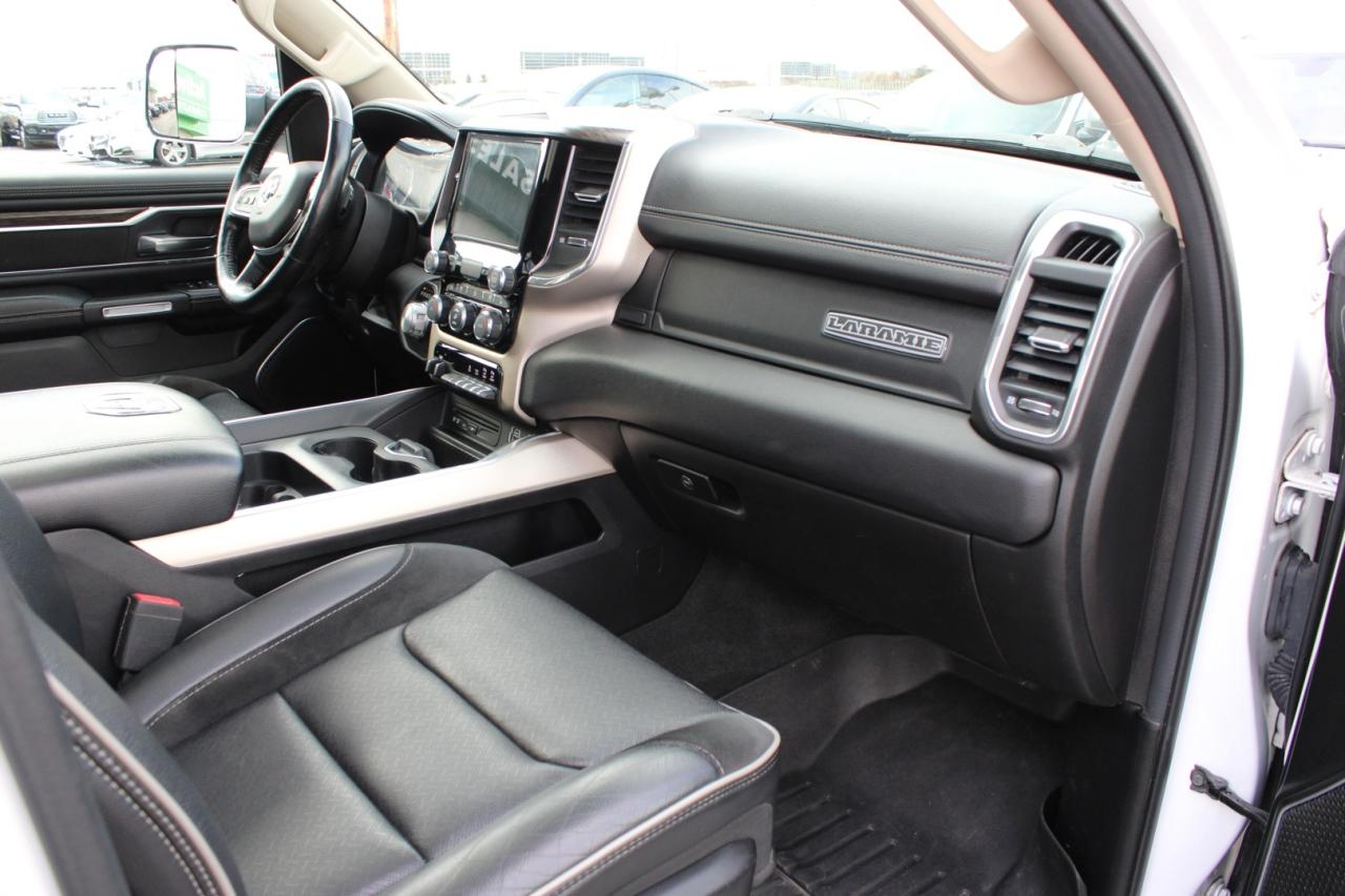 2019 RAM 1500 Laramie Crew Cab 4WD   No Accident Photo