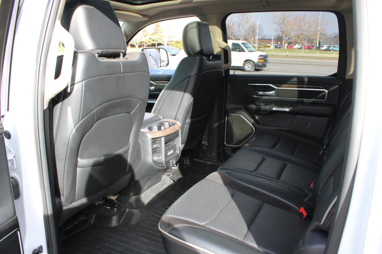 2019 RAM 1500 Laramie Crew Cab 4WD   No Accident   Safety Certif Photo