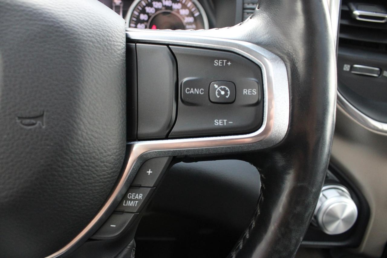 2019 RAM 1500 Laramie Crew Cab 4WD   No Accident Photo