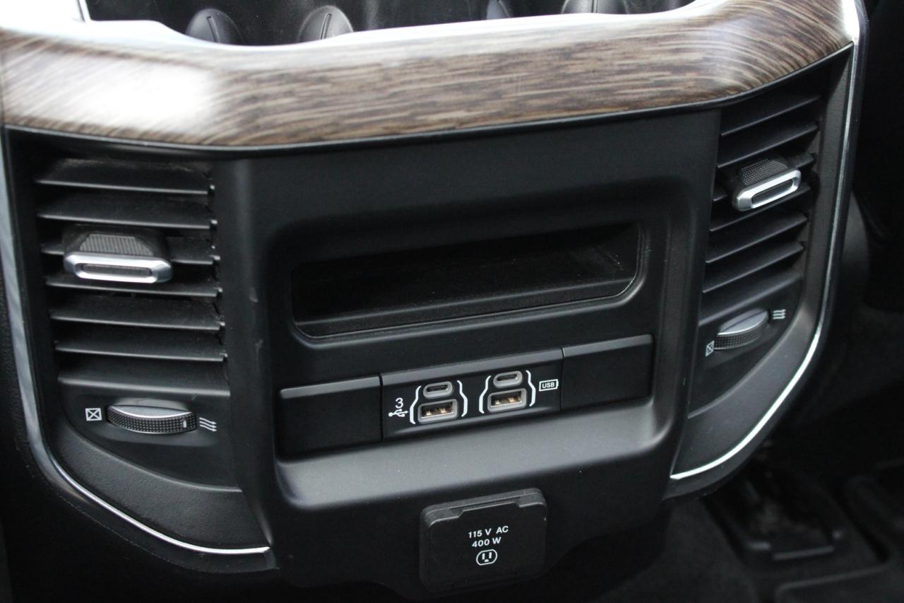 2019 RAM 1500 Laramie Crew Cab 4WD   No Accident   Safety Certif Photo