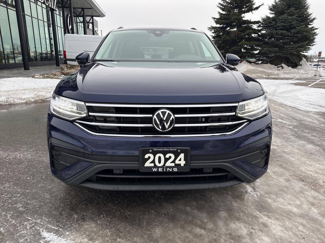 2024 Volkswagen Tiguan 4Motion Photo2