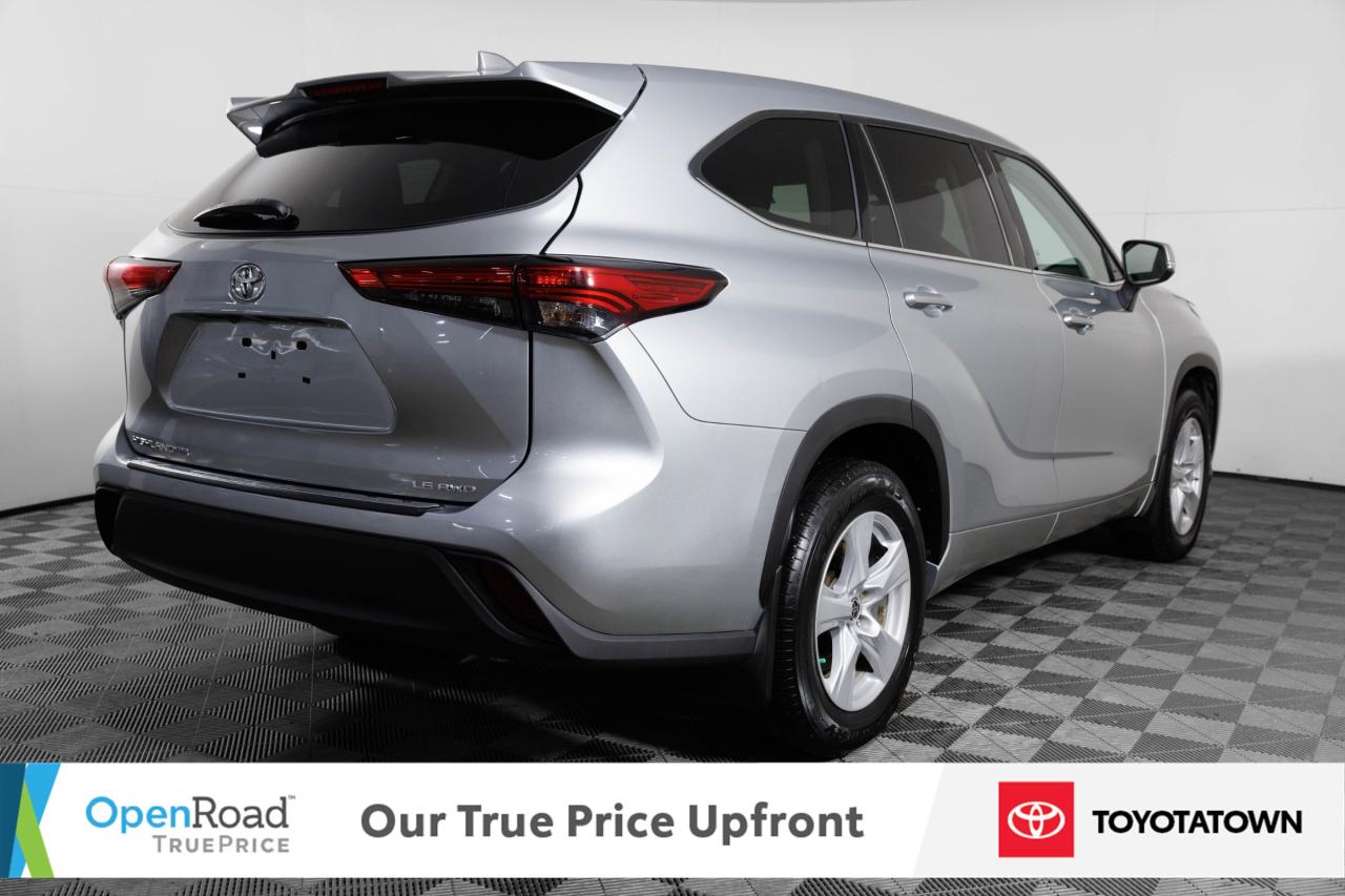 2020 Toyota Highlander LE! ACCIDENT FREE! ELIGIBLE FOR OPEN ROAD LEASING! Photo