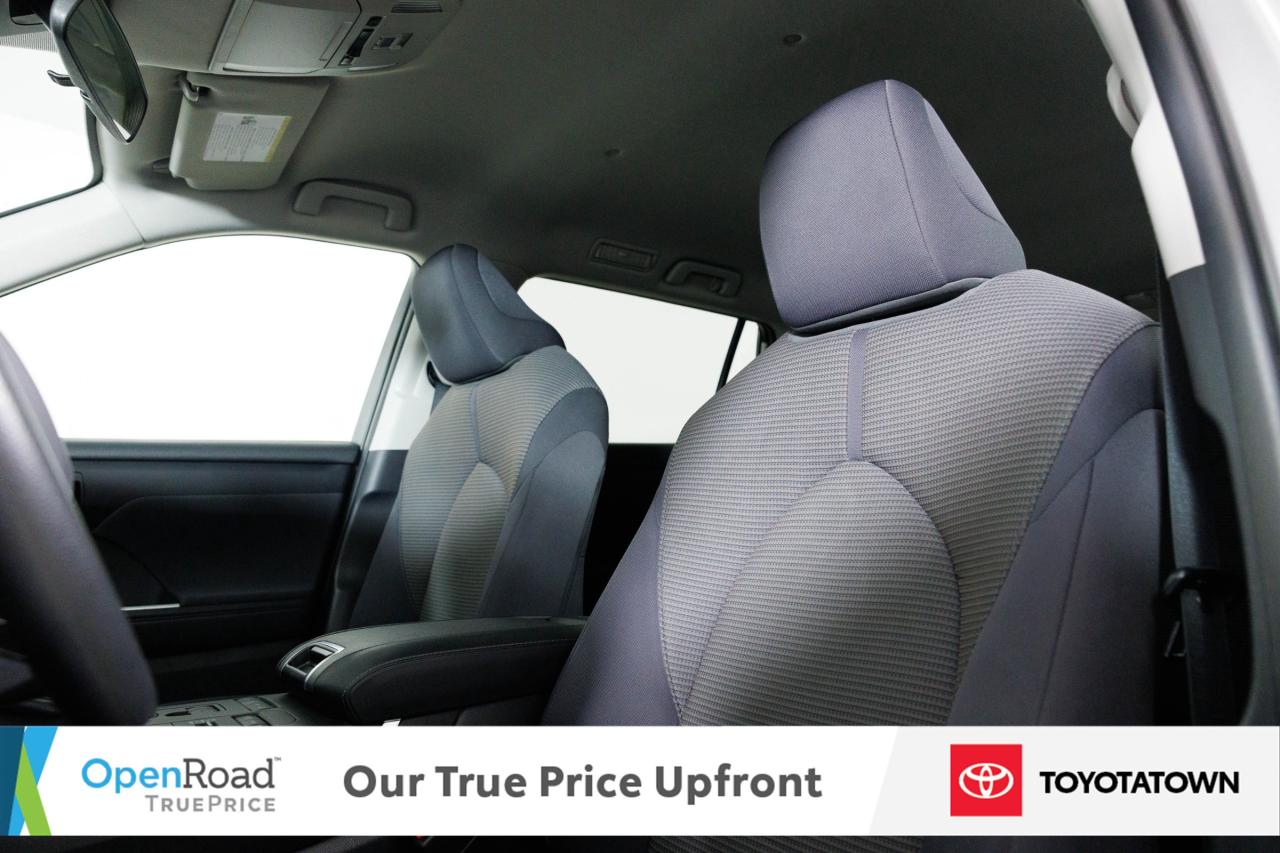 2020 Toyota Highlander LE! ACCIDENT FREE! ELIGIBLE FOR OPEN ROAD LEASING! Photo