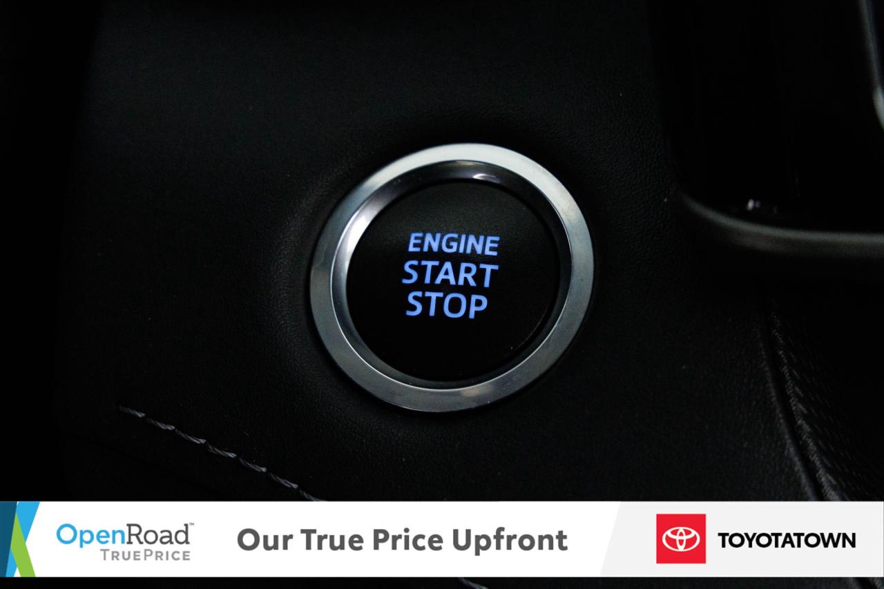 2020 Toyota Highlander LE! ACCIDENT FREE! ELIGIBLE FOR OPEN ROAD LEASING! Photo