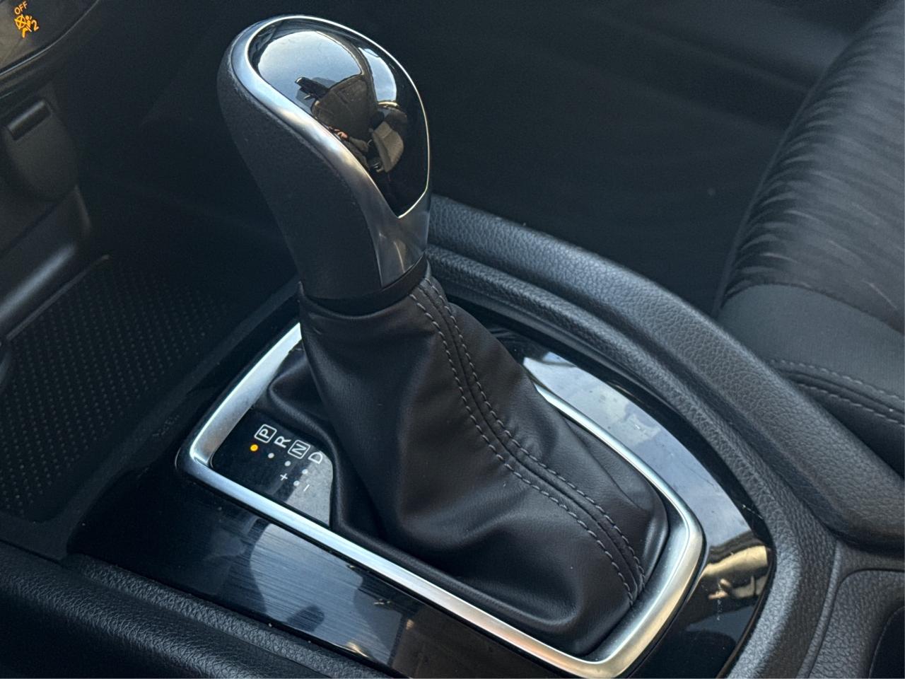 2020 Nissan Rogue SV AWD REAR CAM LOADED! WE FINANCE ALL CREDIT! Photo