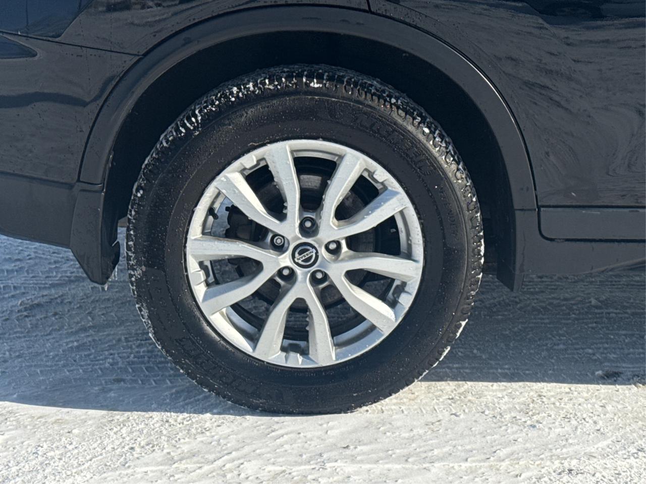 2020 Nissan Rogue SV AWD REAR CAM LOADED! WE FINANCE ALL CREDIT! Photo