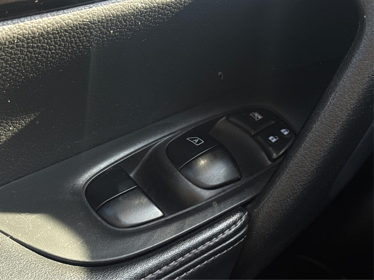 2020 Nissan Rogue SV AWD REAR CAM LOADED! WE FINANCE ALL CREDIT! Photo