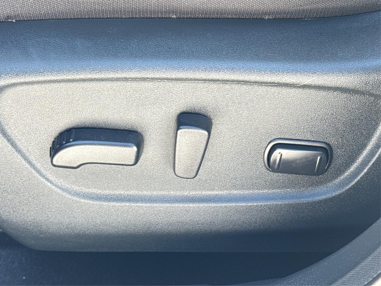 2020 Nissan Rogue SV AWD REAR CAM LOADED! WE FINANCE ALL CREDIT! Photo