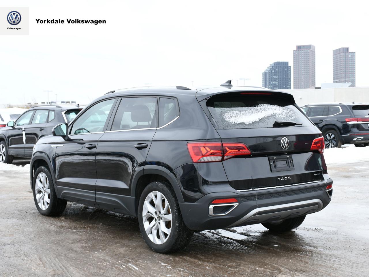 2022 Volkswagen Taos  Photo