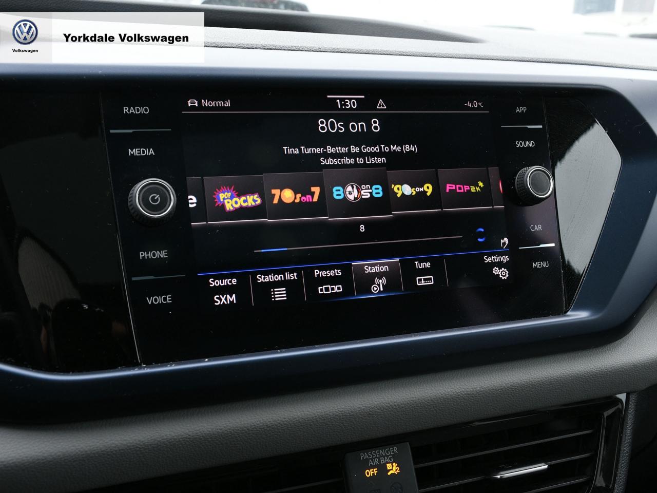 2022 Volkswagen Taos  Photo