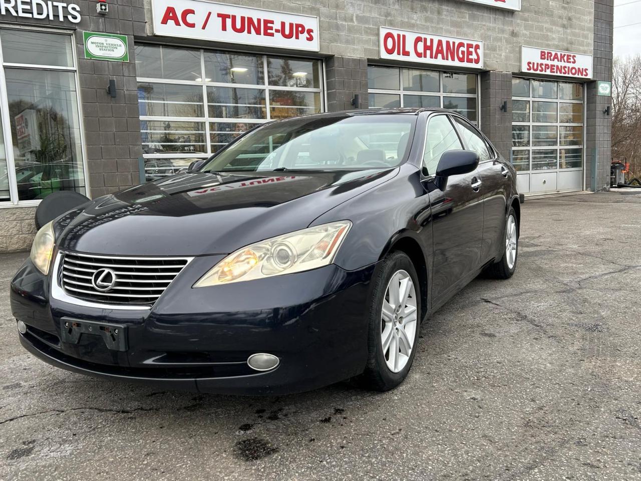 2009 Lexus ES 350 4dr Sdn Photo