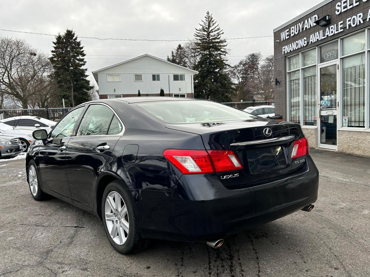 2009 Lexus ES 350 4dr Sdn Photo