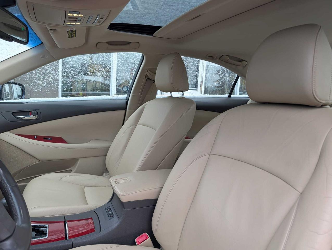 2009 Lexus ES 350 4dr Sdn Photo