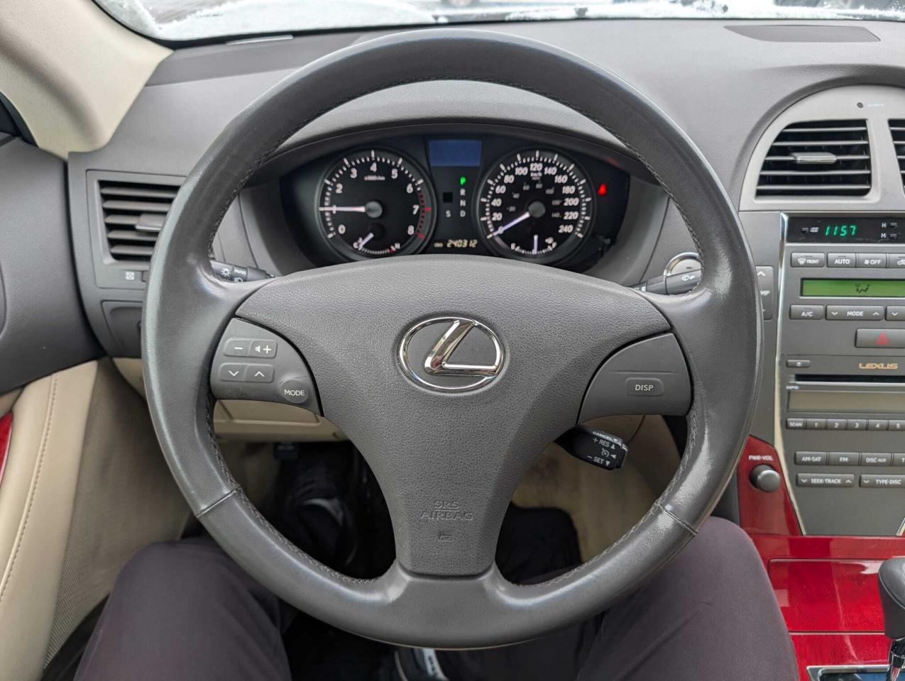 2009 Lexus ES 350 4dr Sdn Photo
