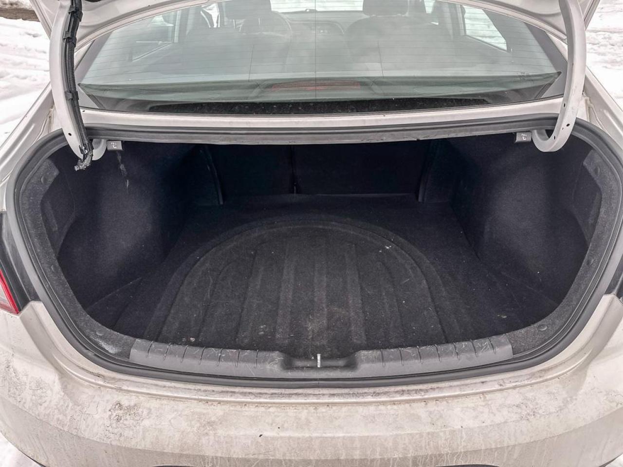 2020 Hyundai Elantra Preferred Photo