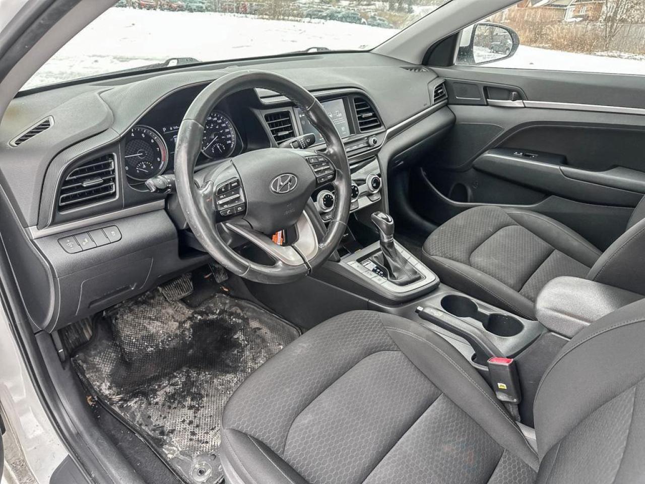 2020 Hyundai Elantra Preferred Photo