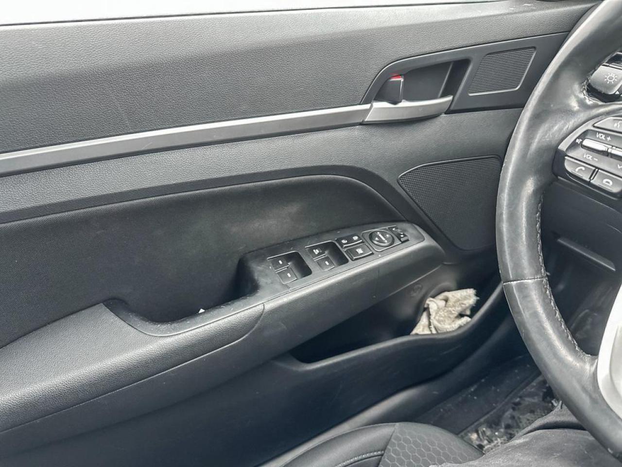 2020 Hyundai Elantra Preferred Photo